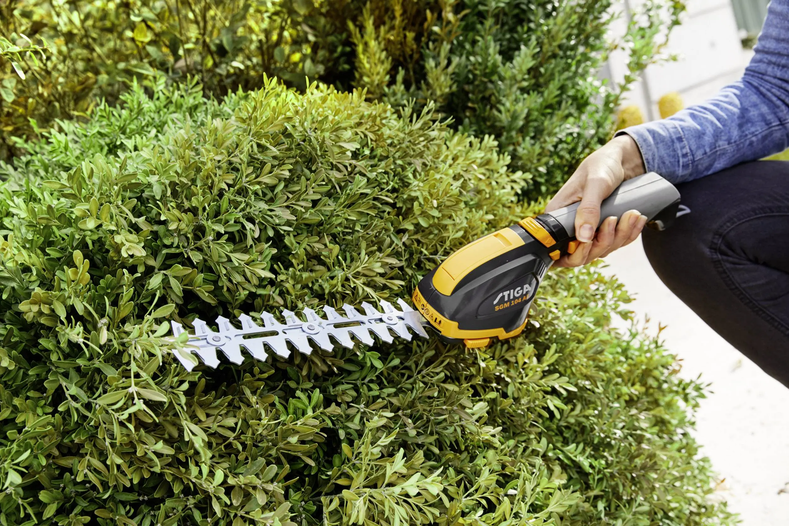 Trimmer pe acumulator Stiga SGM 72 AE