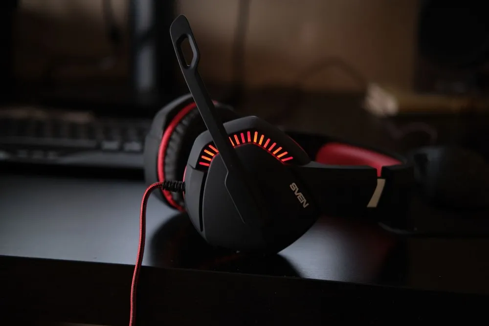 Căști gaming SVEN AP-U989MV, Cu fir, Negru/Roșu