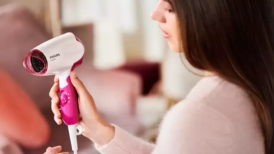 Uscător de păr compact Philips DryCare Essential BHD003/00, 1400 W, Alb | Roz