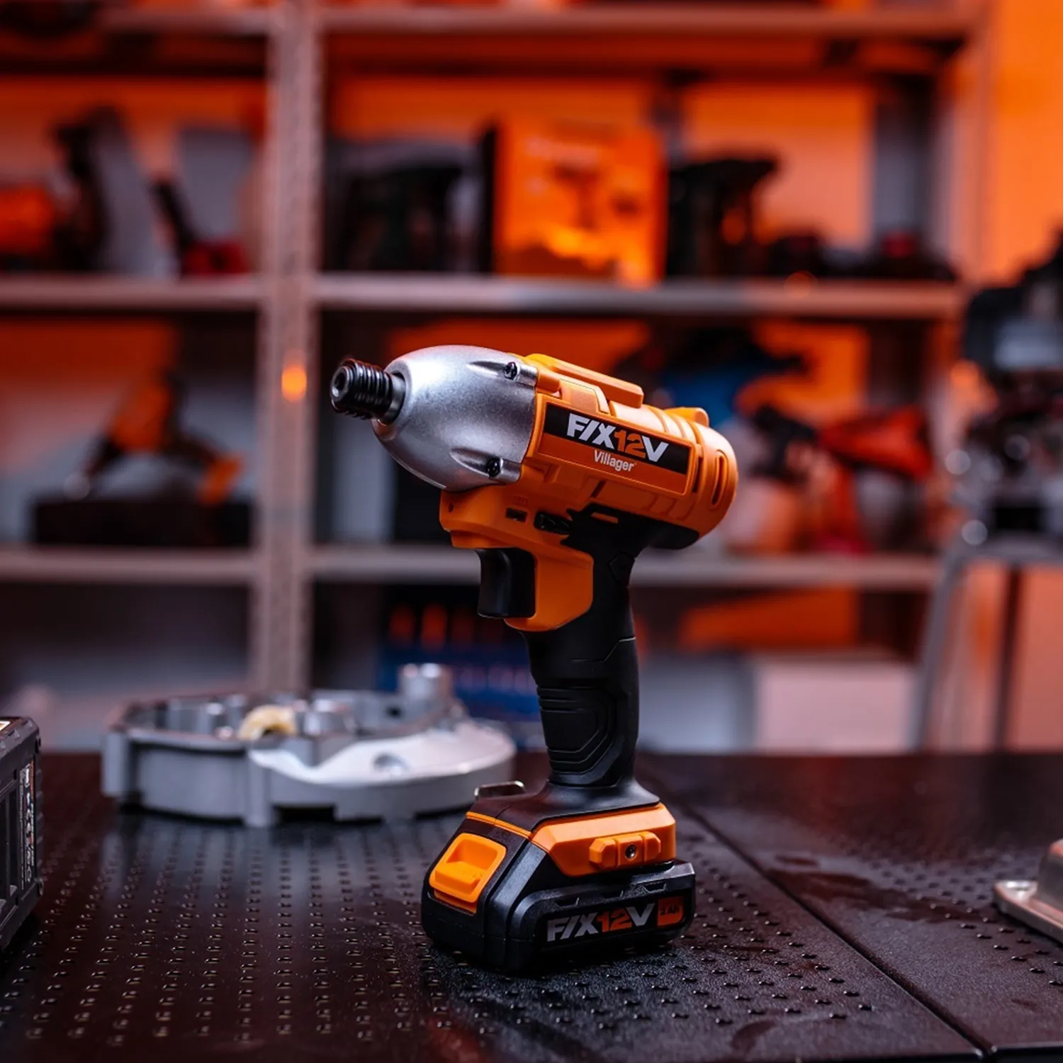 Masina de insurubat cu acumulator Villager FIX VLN 3412-2BSC 12V 2Ah