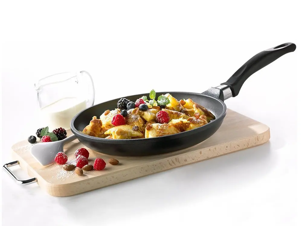 Сковорода AMT Gastroguss AMT-424-E, 24см, Чёрный