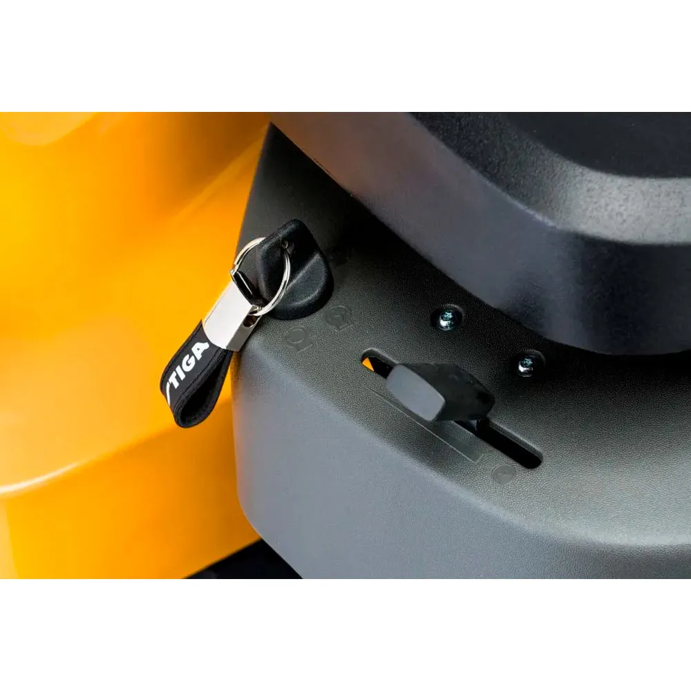 Tractor de tuns iarba Stiga Park 300 M  + Cositoare Stiga Park 300-85 M Q