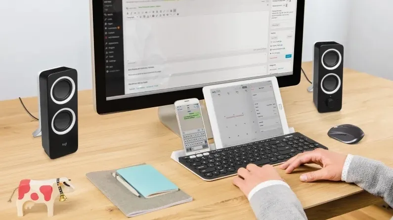 Компьютерные колонки 2.0 Logitech Z200, Чёрный