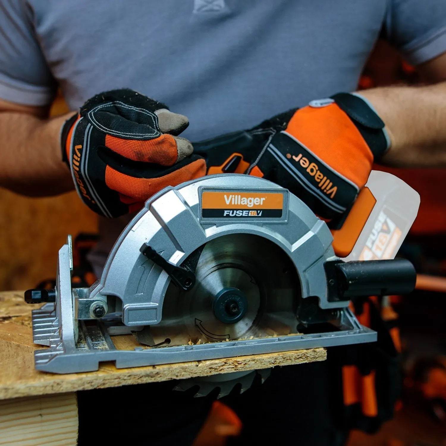 Fierestrau circular pe acumulator Villager VLN 1620