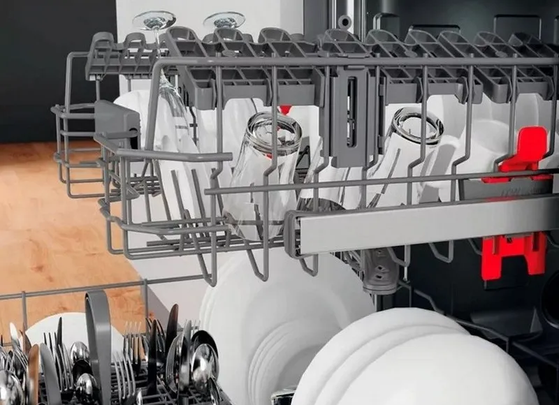 Mașină de spălat vase Whirlpool WIO 3C33 E 6.5, Alb