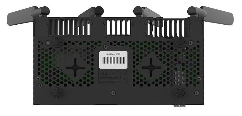 Маршрутизатор MikroTik RB4011iGS+5HacQ2HnD-IN, Чёрный