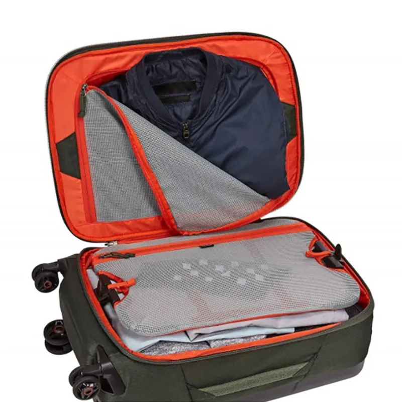 Чемодан THULE Subterra Duffel, 33л, Темный лес