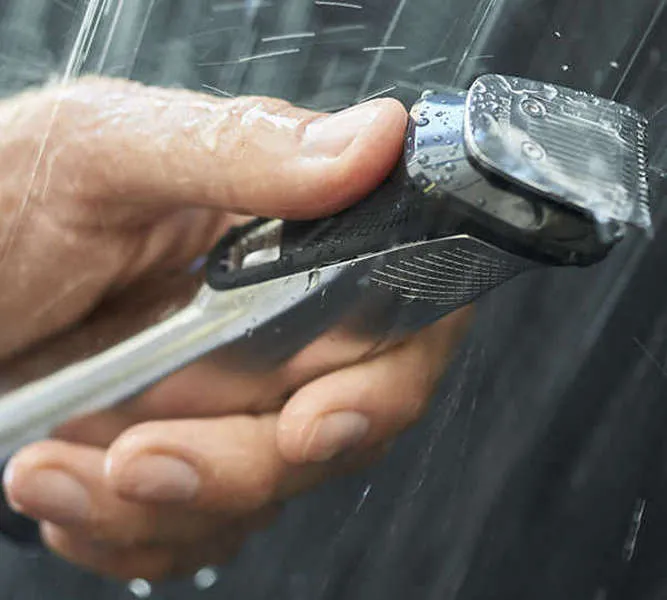 Trimmer pentru bărbați Philips Multigroom Series 7000 MG7735/15, Argintiu | Negru