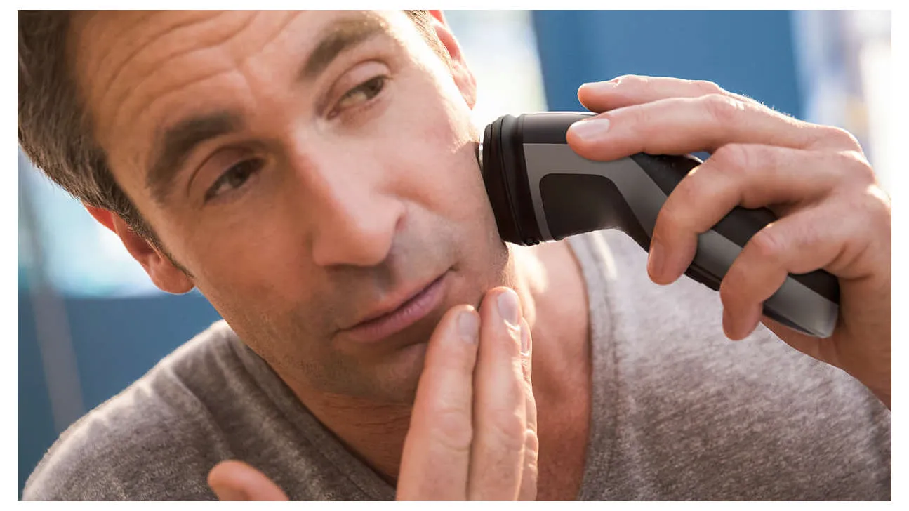 Aparat de ras electric PHILIPS Shaver series 1000 S1332/41, Negru