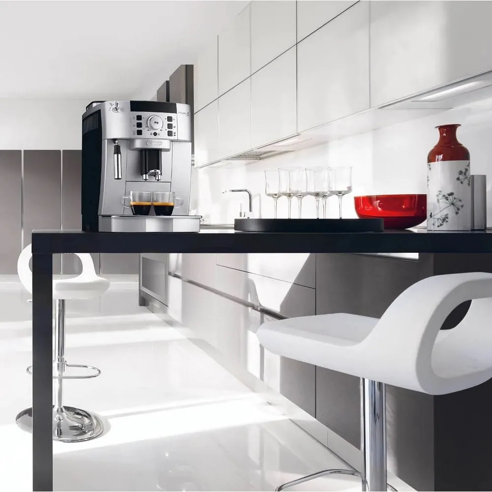 Espressor automat De'Longhi ECAM22.110.SB, Argintiu