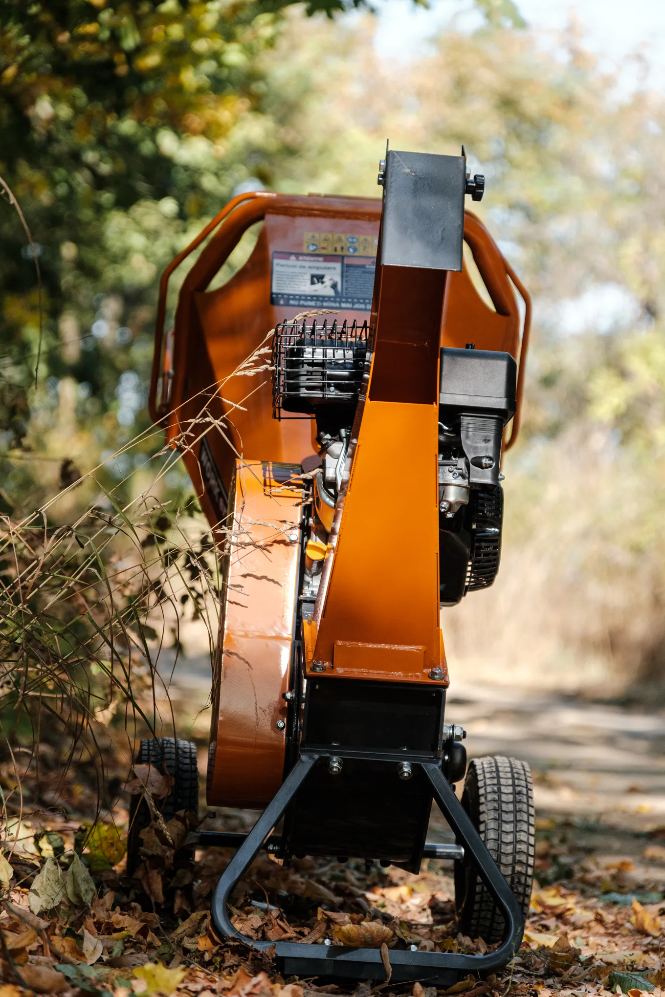 Измельчитель веток бензиновый TechnoWorker TC 15 B