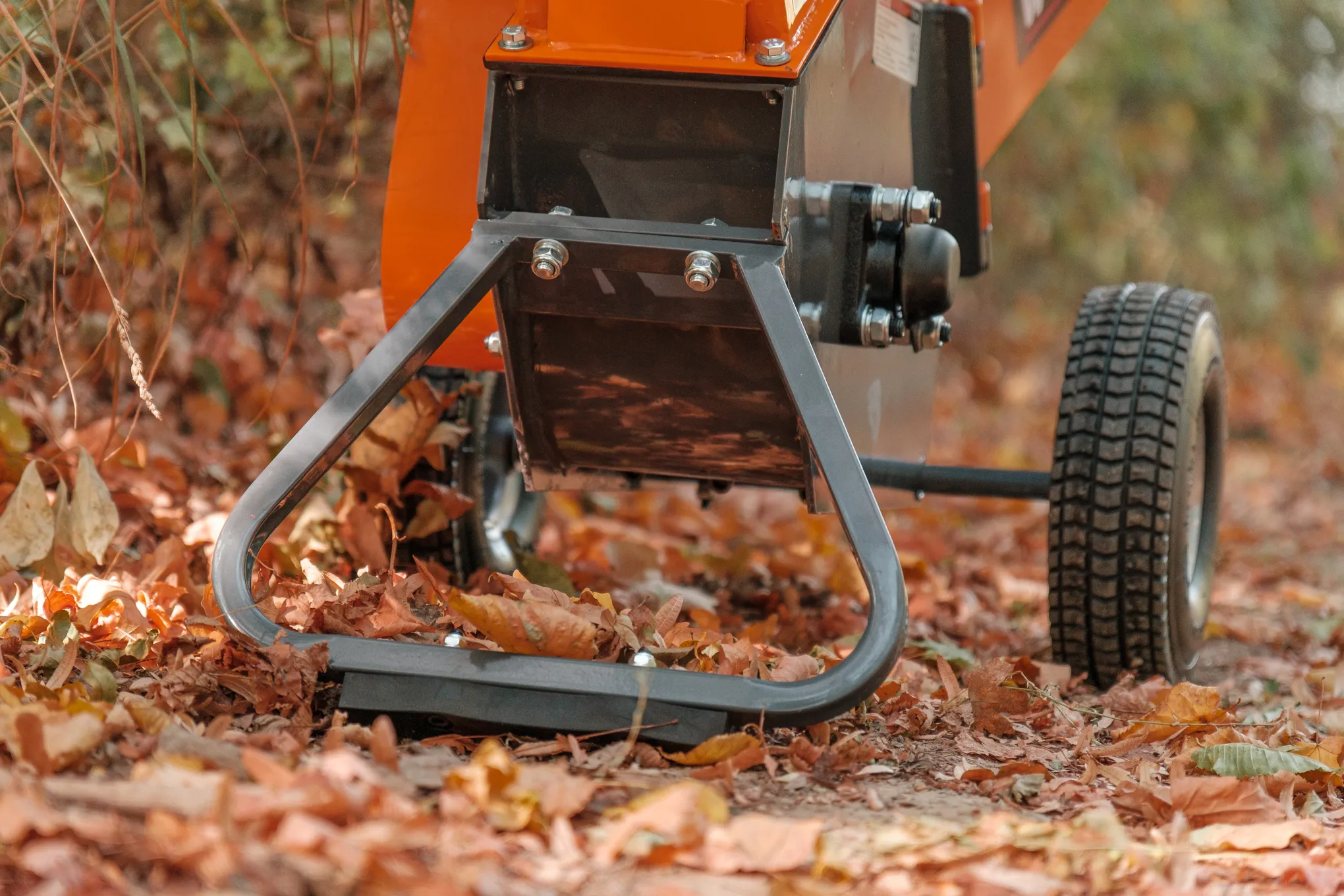 Измельчитель веток бензиновый TechnoWorker TC 15 B