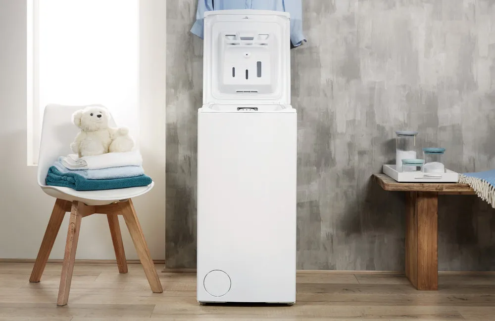 Mașină de spălat Indesit BTW E71253P, 7kg, Alb