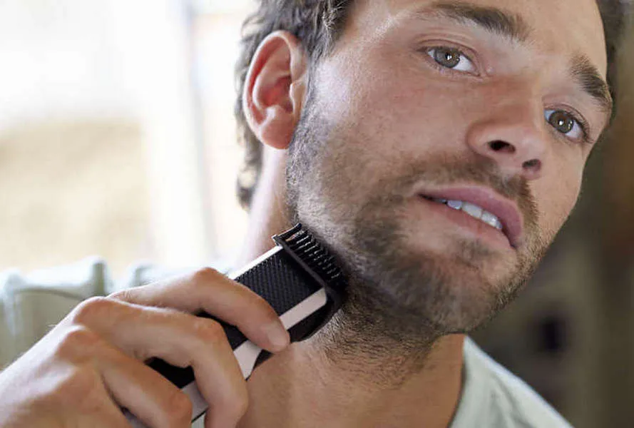 Trimmer pentru bărbați Philips Beardtrimmer Series 3000 BT3206/14, Negru | Alb