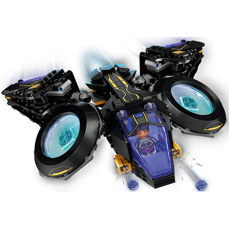 Constructor LEGO 76211, 8+