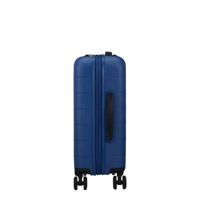 Valiza American Turister NOVASTREAM pe 4 roti 55/20 TSA EXP smart albastru inchis