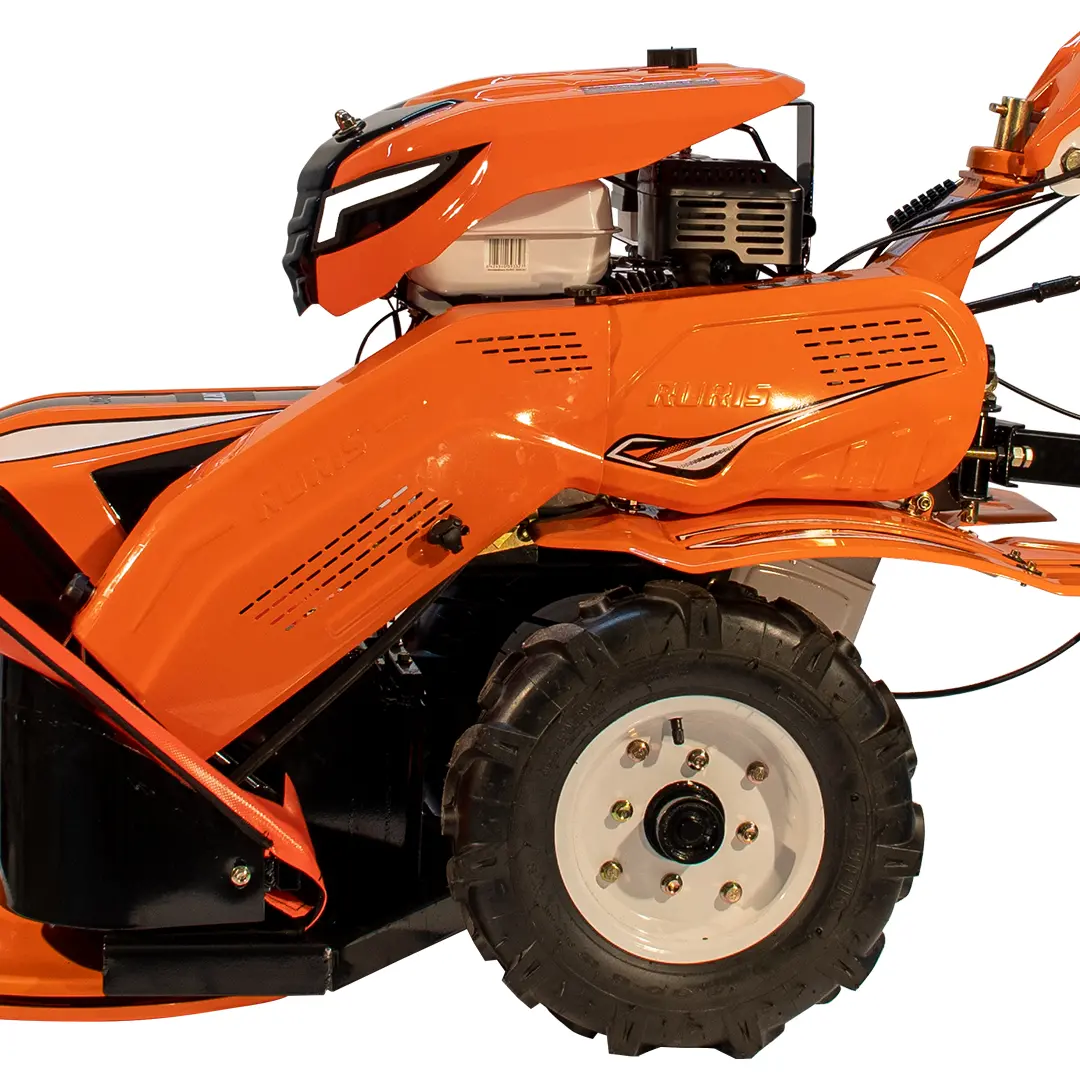 Utilaj multifunctional RURIS 7800CRT + roti cauciuc 4.00-8 + sistem de cosit CRT 570