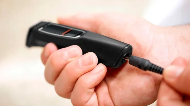 Trimmer pentru bărbați Philips Multigroom Series 3000 MG3740/15, Negru