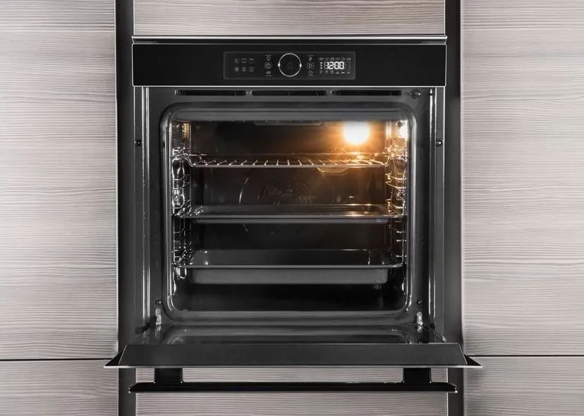 Cuptor Electric Whirlpool 6th Sense Absolute AKZM 8420 NB, Negru