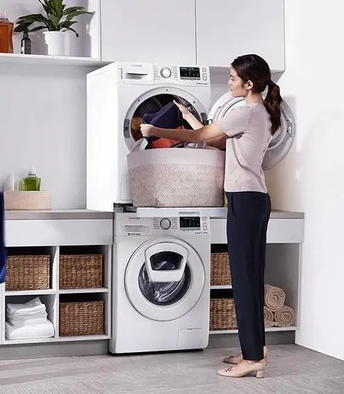 Kit montare verticala pentru uscatoare Samsung SKK-UDW, Alb