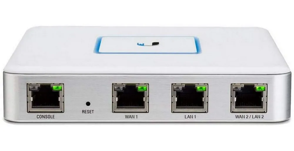 Беспроводной маршрутизатор Ubiquiti UniFi Security Gateway USG, Белый