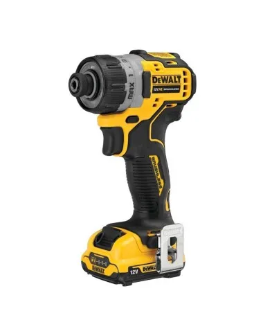 Аккумуляторный ударный шуруповерт DCF601D2