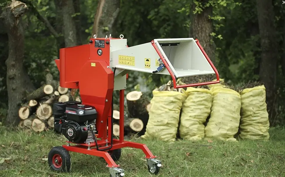 Измельчитель веток бензиновый Arpal AM-80BD