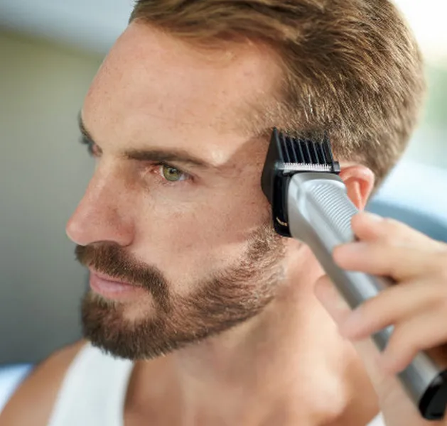 Trimmer pentru bărbați Philips Multigroom Series 7000 MG7720/15, Negru | Argintiu
