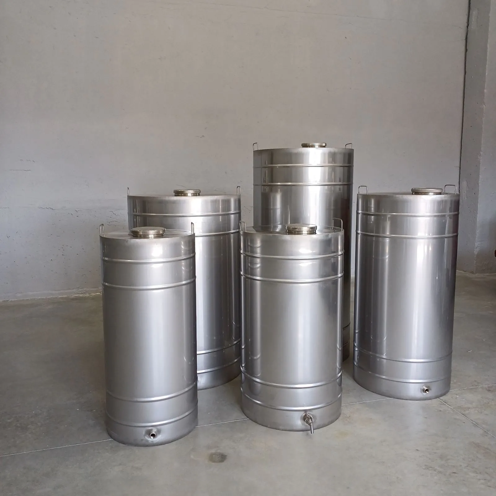 Butoi pentru vin din Inox 200 L