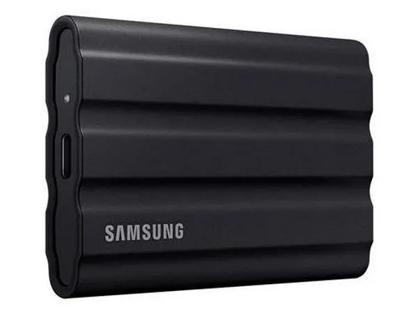 Внешний портативный SSD накопитель Samsung Portable SSD T7 Shield, 2 ТБ, Чёрный (MU-PE2T0S/WW)