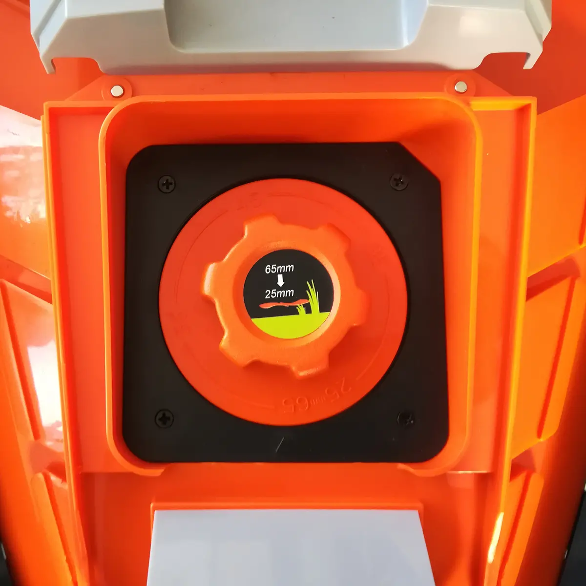 Робот газонокосилка Ruris RXR600