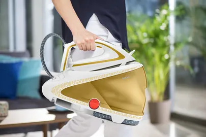 Fier de călcat cu generator de abur Tefal GV9581E0, 2600W, Auriu