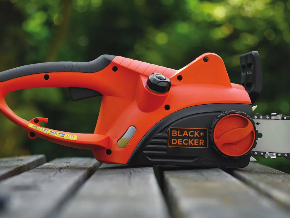 Пила электрическая Black+Decker CS2040-QS
