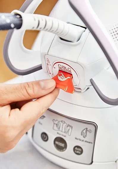 Утюг с парогенератором Tefal SV8011E0, 2800Вт, Белый