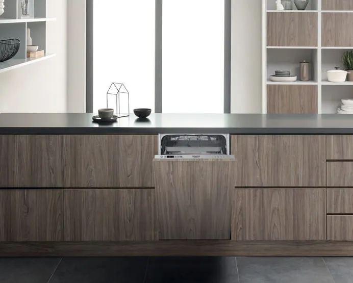 Посудомоечная машина Hotpoint-Ariston HSIC 3M19 C, Белый