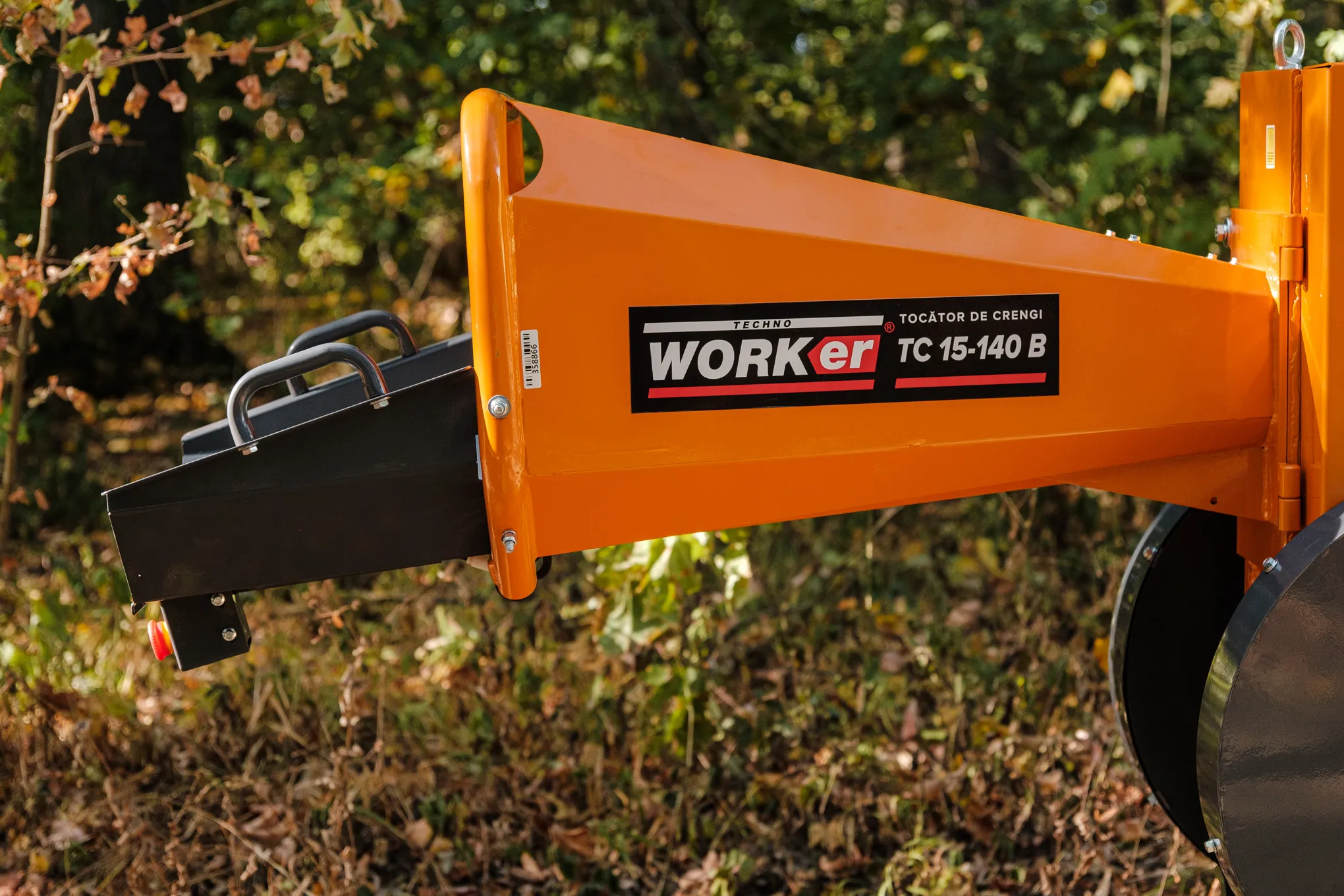 Измельчитель веток бензиновый TechnoWorker TC 15-140 B 