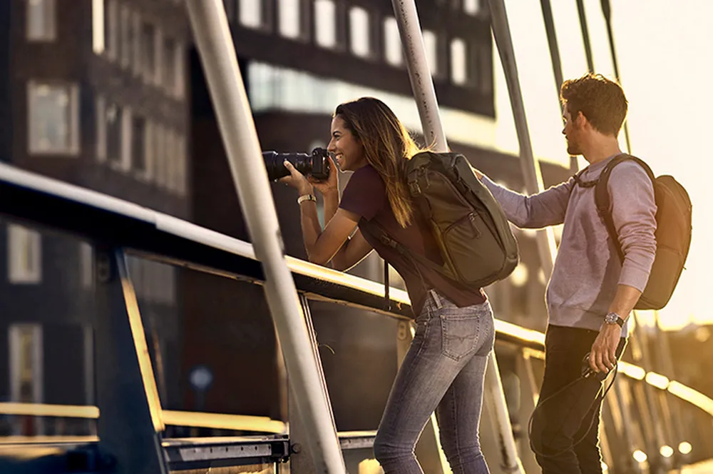 Rucsac pentru cameră THULE EnRoute Medium, Dark Forest