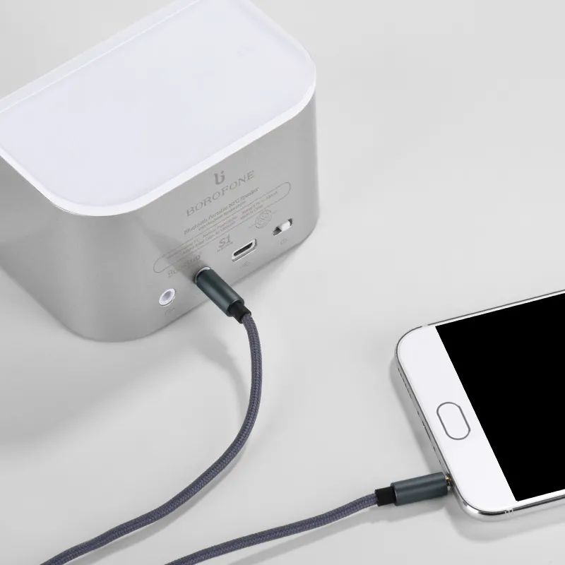 Cablu audio Hoco UPA03, 3.5 mm - 3.5 mm, 1m, Negru