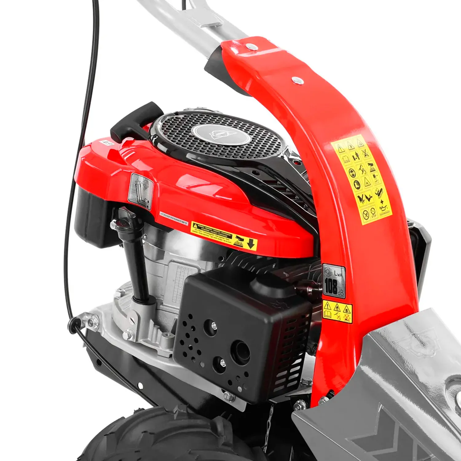 Фронтальная косилка HECHT 587