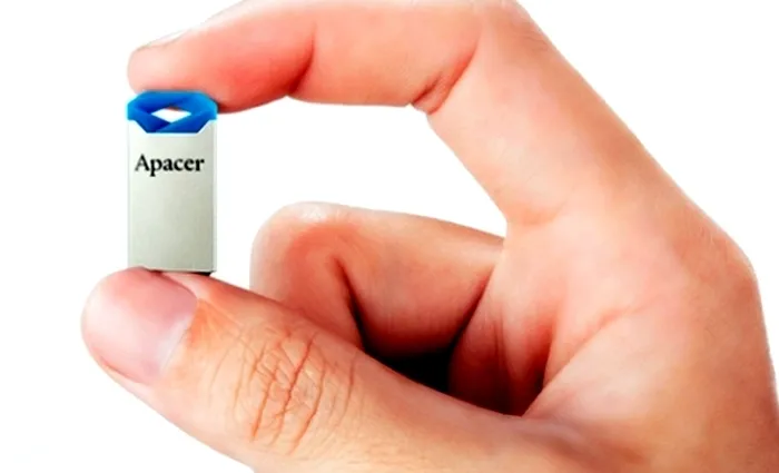 USB Flash накопитель Apacer AH111, 16Гб, Серебристый/Синий