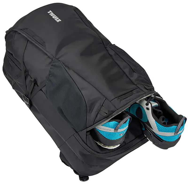 Rucsac de călătorie THULE EnRoute, 15.6", Nailon 330D mini ripstop, poliester 600D, Negru