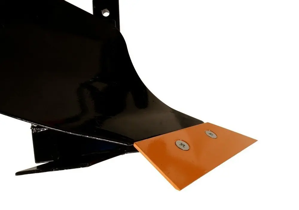 Реверсивный плуг O-Mac 7-8ЛС