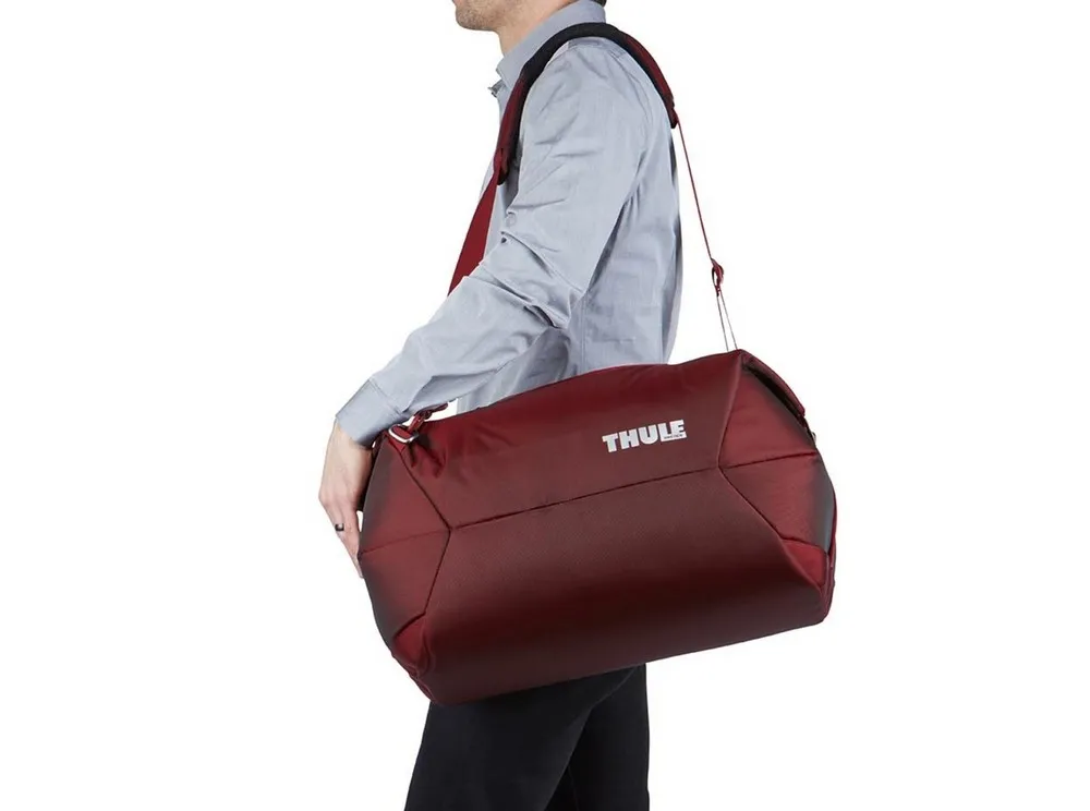 Geanta sportivă THULE Subterra, 45L, Roșu